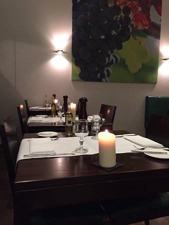 Fleming's Brasserie & Wine Bar